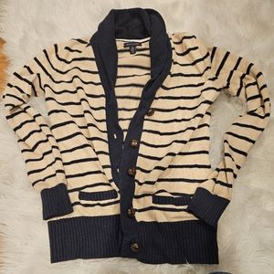 Tommy Hilfiger preppy button down sweater